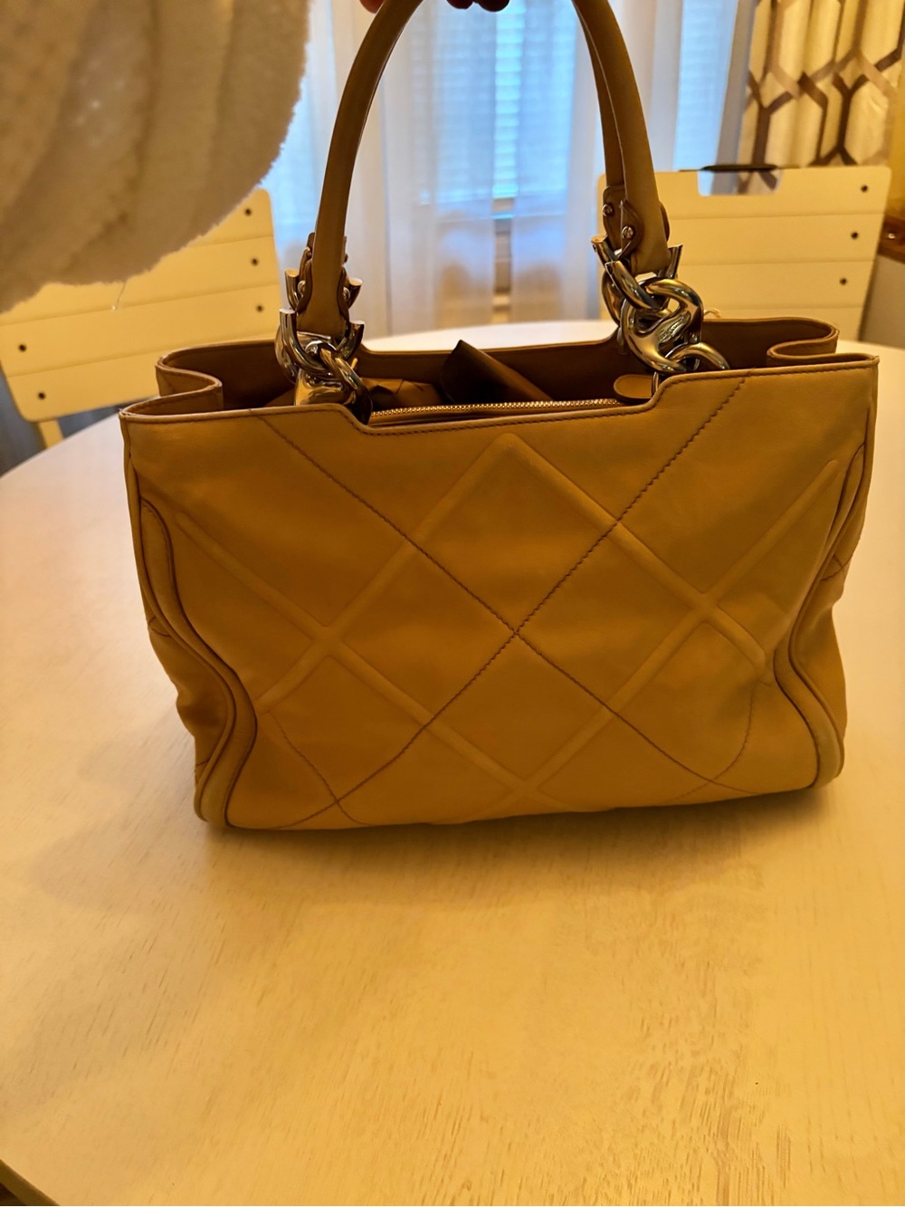 Salvatore Ferragamo Lambskin Tote Handbag in Beige - Picture 4 of 16